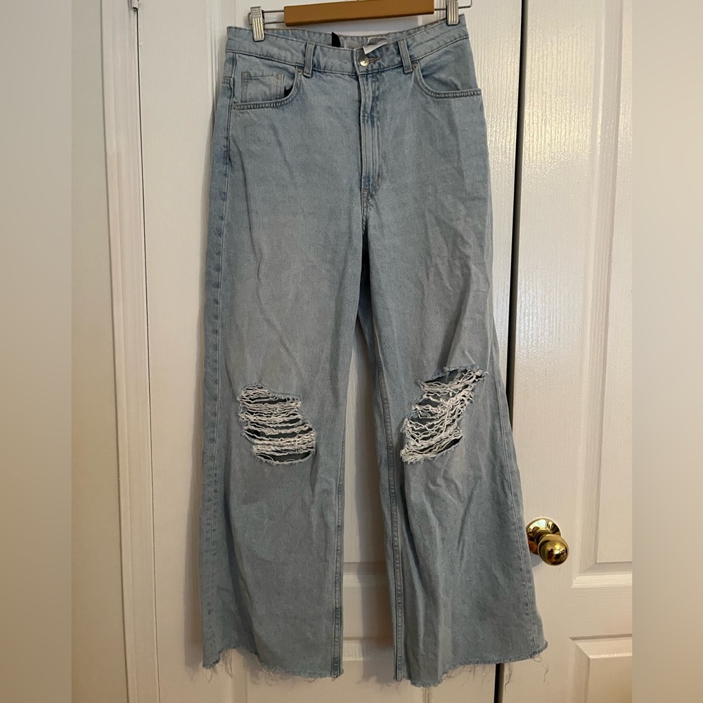 H&M Wide Leg Jeans- Light Blue Size 8🦋